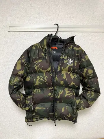 카모플라쥬 후드 부착 다운 자켓
