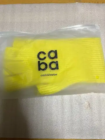 cash&barba 캐시베이비 오픈 핑거 그로브 옐로우 컬러
