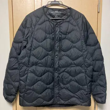 유니클로 화이트 마운티니어링 다운