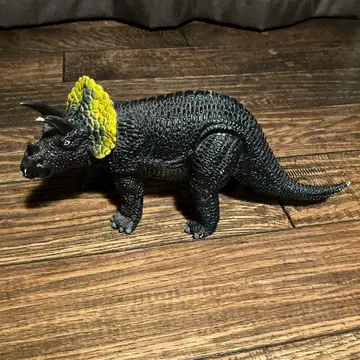 트리케라톱스 피규어