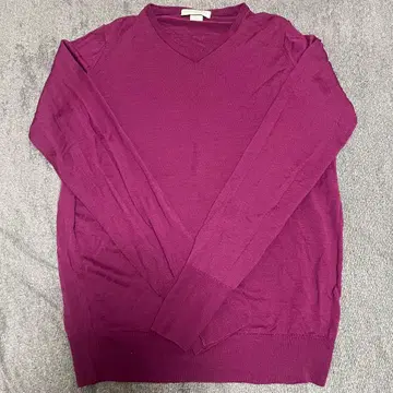 새상품급 존스메들리 엑스트라 파인 메리노울 V넥 보르도