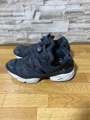 리복 퓨리 블랙 스니커즈