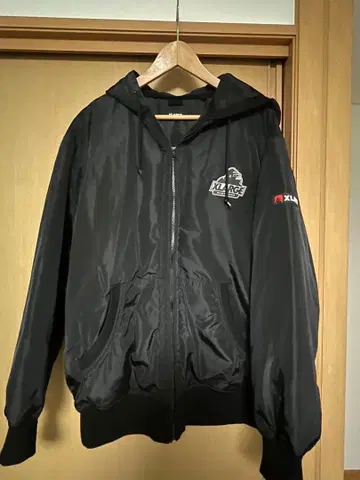XLARGE 점퍼