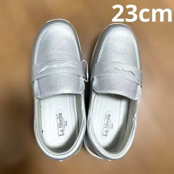 벨루나 La Shelia 스니커즈 같은 실버 로퍼