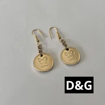 D&G 1944 코인형 귀걸이