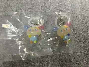 산리오 캐릭터즈 윳토 메지루시 액세서리 2점