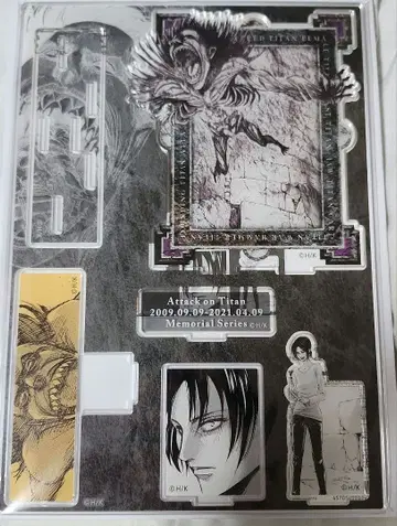 진격의 거인 아홉 거인 디오라마 아크릴 스탠드 유미르