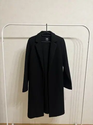 ZARA 체스터 코트