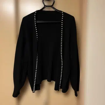 jena 블랙 펄 장식 니트 가디건