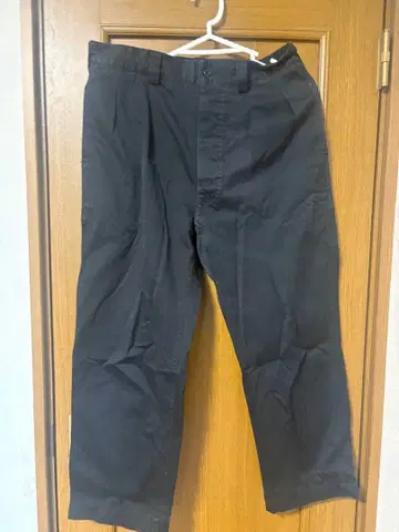 블랙 치노 팬츠 24
