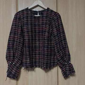 ZARA 트위드 니트