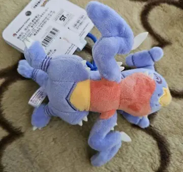 마스코트 지친 가브리아스 포켓몬스터