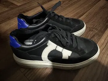 Ferragamo 로고 스니커즈 블랙/블루 페라가모