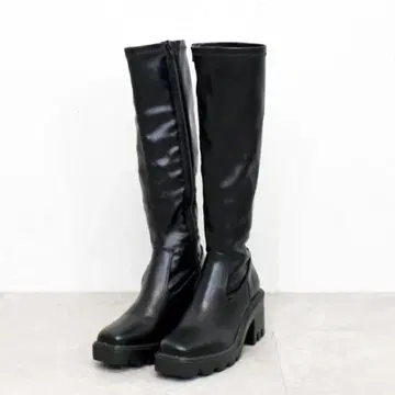 통굽 블랙 롱 부츠