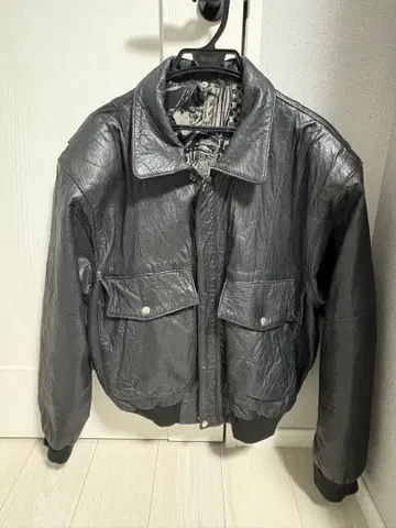 가죽 봄버 자켓 블랙 짧은 기장