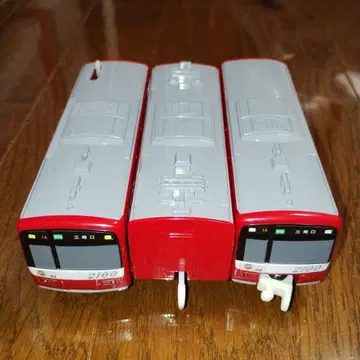 프라레일 게이큐 2100형