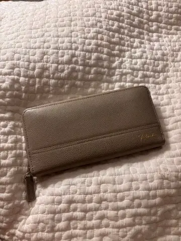 그레이 베이지 가죽 장지갑