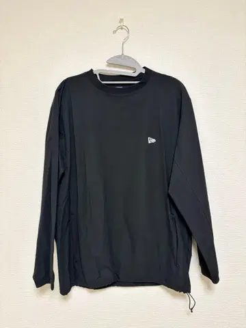 NEW ERA 블랙 긴팔 자켓