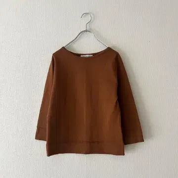 [ 나노 유니버스 ] 보트넥 9부 소매 니트 스웨터 브라운