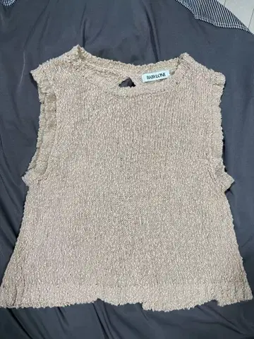 BABYLONE 슬리브리스 니트 베이지