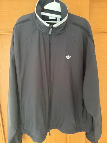 아디레니움 시즌 3 지퍼 트랙탑 adidas