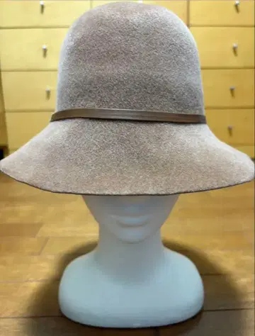 [ 헬렌 카민스키 ] 핑크 베이지 울 펠트 햇