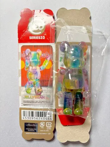 베어브릭 시리즈 32 제리 레인보우