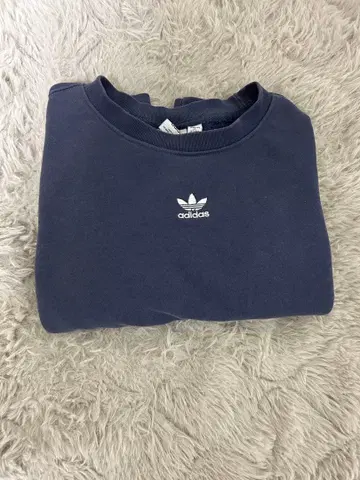 adidas 트레이닝 맨투맨