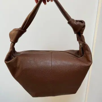 새상품급 FRAMeWORK 오렌티 KNOT BAG