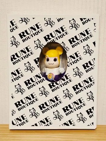 베어브릭 RUNE BOUTIQUE 르네