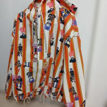 컬러풀 스트라이프 후드 부착 점퍼 RNA