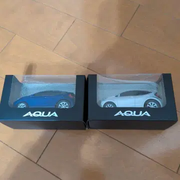 도요타 AQUA 미니카 2대 세트