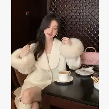 소매가 귀여운 스타일리시한 겨울용 자켓!