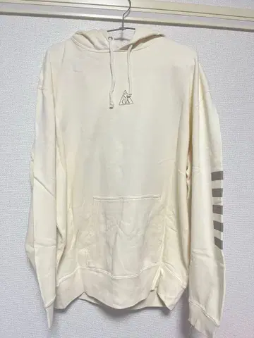 미세스 GREEN APPLE 미세스 에덴의 동산 후드티