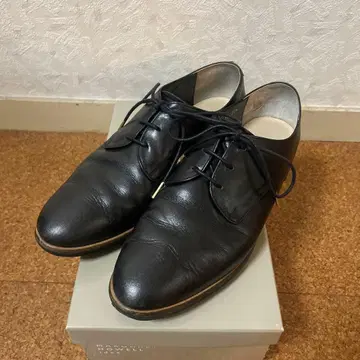 레이스업 가죽 신발 23.5cm 블랙