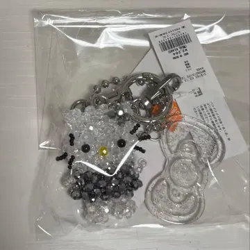 로리즈팜 키티 비즈 스트랩