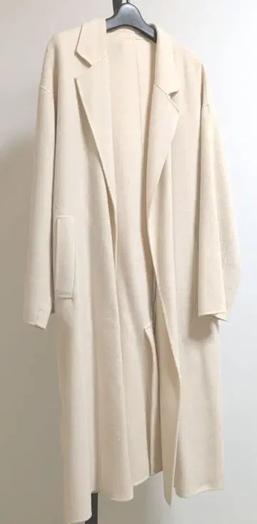 아이보리 롱 코트 허리 벨트 포함