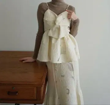 Acka 뷔스티에 스커트 셋업