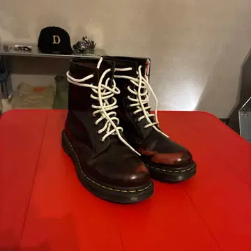 닥터마틴 체리 레드 uk6