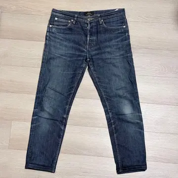 [ 새상품급 ] A.P.C. 프티 뉴스탠다드 30