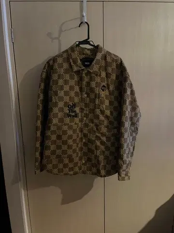 VANS 체크 무늬 자켓 M 사이즈 (L-XL 상당)