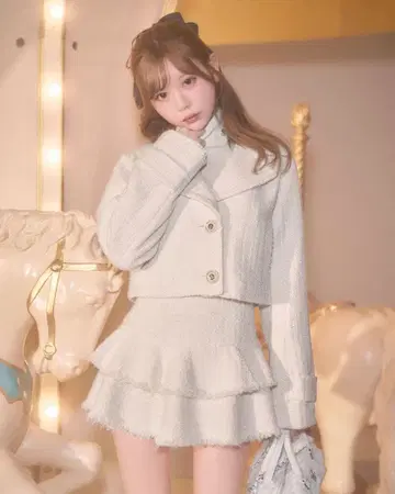 미셸 마카롱 팬시 트위드 스커트