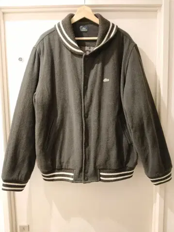 LACOSTE 블랙 바시티 자켓