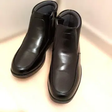 블랙 지퍼 달린 합성 피혁 스노우 부츠 25.5 EEEE