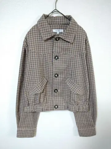 마우지 크롭 자켓 여성용 M~L 베이지 계열 체크 무늬 새상품급