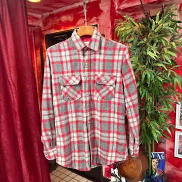 80s ST JOHN'S BAY shirt