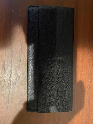 블랙 가죽 장지갑 메종 드 히로안