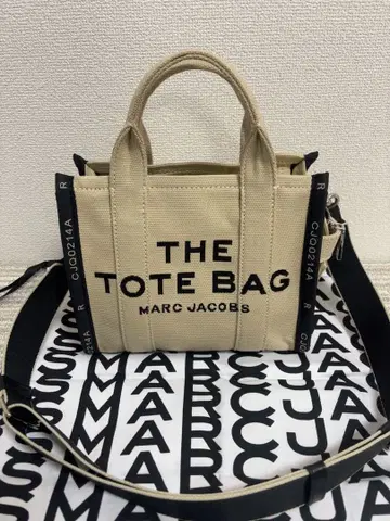 마크제이콥스 THE TOTE BAG JACQUARD