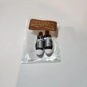 PetWORKs & Closet 인형용 스니커즈 블랙 x 화이트