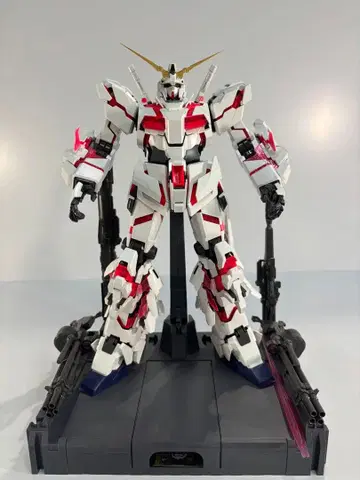 PG 1/60 RX-0 유니콘 건담
